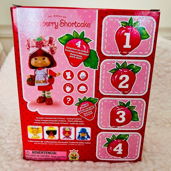 NIB Strawberry Shortcake Doll w/ 10 Pieces Included- Comes w/ 4 Surprises In Box - Picture 6 of 9